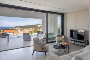 Posedenie v ubytovaní Infinity Residence