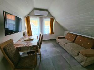 Posedenie v ubytovaní Regina Apartman Hegykő