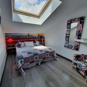 Posteľ alebo postele v izbe v ubytovaní HOTEL RURAL VILLARROMANA de tres estrellas
