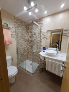 Kúpeľňa v ubytovaní HOTEL RURAL VILLARROMANA de tres estrellas