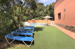 Fotografie z fotogalerie ubytování Cómoda e íntima Villa con piscina pricvada. 4 suites + 4 hab. + 2 baños v destinaci Lloret de Mar