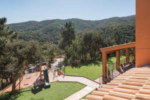 Fotografie z fotogalerie ubytování Cómoda e íntima Villa con piscina pricvada. 4 suites + 4 hab. + 2 baños v destinaci Lloret de Mar