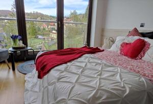 Letto o letti in una camera di Apartamenty Czerwone Maki Wisła