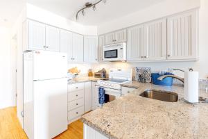 Photo de la galerie de l'établissement Nautical Haven at Seaside, à North Truro 14 autres photos