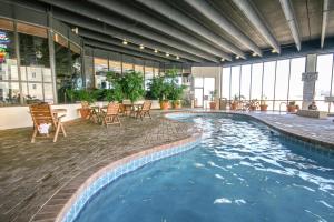 Gallery image of Sands Beach Club in Myrtle Beach