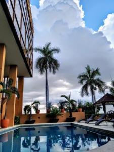 Swimming pool sa o malapit sa Hotel San Luis Lindavista