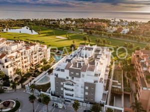 Pohľad z vtáčej perspektívy na ubytovanie Playa Granada, Piso En Urbanizacion Nueva 6 Pax Beach, Golf, Ski,sun
