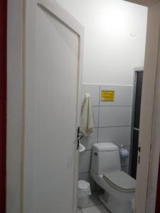 Um banheiro em POA Eco Hostel