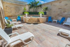 A piscina localizada em GHL Hotel Sunrise ou nos arredores
