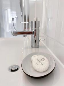 Ένα μπάνιο στο Modern & Stylisch: Maisonette Wohnung in Freising