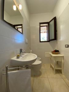 Koupelna v ubytování Villa Elia - Tenuta Le Scerze - Salento Homes