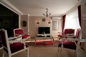 Μια τηλεόραση ή/και κέντρο ψυχαγωγίας στο Mevlana Hotel