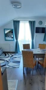 Posedenie v ubytovaní Kamilla Apartman Villapark