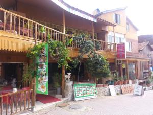 Gallery image of Mustafa Hotel in Pamukkale