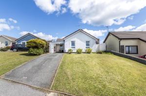 Fotografie z fotogalerie ubytování The Cwtch - 3 Bedroom Holiday Home - Pentlepoir v destinaci Saundersfoot