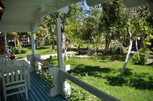 Gallery image of Bellerofon Beach Otel in Cıralı