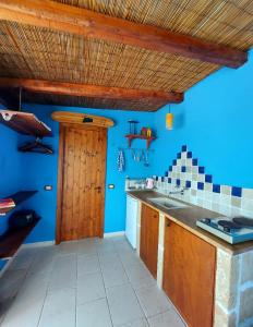 Gallery image of BLU SUITE COTTAGE SUL MARE e SWIMMING POOL in Tricase