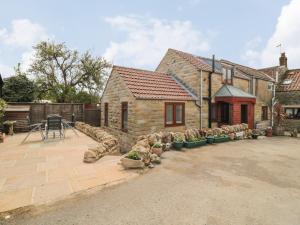 Gallery image of Farm Yard Cottage in Pickering