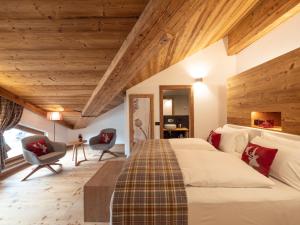 Posezení v ubytování FIORI Dolomites Experience Hotel