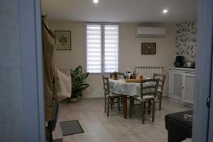 Posezení v ubytování T2 à Sérignan Hérault + 14 fotografií