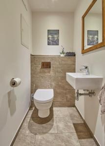 Kúpeľňa v ubytovaní Hochwart Apartment - in der Nähe der Liftstation Schönleiten