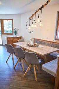 Posedenie v ubytovaní Hochwart Apartment - in der Nähe der Liftstation Schönleiten