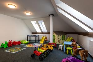 Dětský klub v ubytování Wellness Hotel pod Kyčmolem