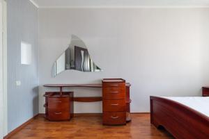 Кровать или кровати в номере New apartment Lux in Most City area +4 фотографии