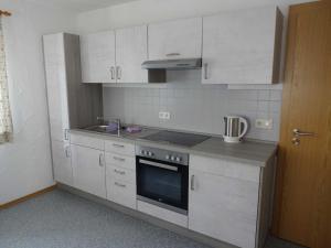 Gaestehaus Vogt tesisinde mutfak veya mini mutfak
