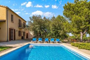 Bazén v ubytování Finca Vista Alegre nebo v jeho okolí