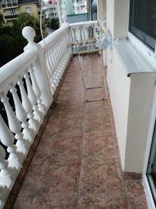 Balcony o terrace sa Гостевой дом Нега