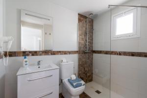 A bathroom at Ajuy Paradise Beach