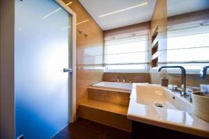 Ein Badezimmer in der Unterkunft Aurora & Tramonto