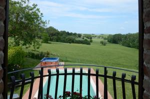 The swimming pool at or close to CASETTA SELVELLA 4&1, Emma Villas