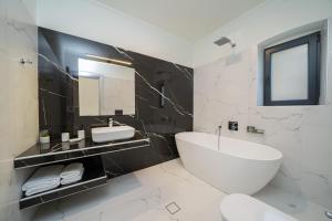 Ванная комната в Villa Loel +37 фотографий