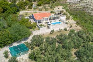 Fotografia z galérie ubytovania Secluded luxury Villa with sea view and pool v destinácii Orebić