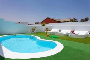 Bazén v ubytování Casa Royal Park by Vacanzy Collection nebo v jeho okolí