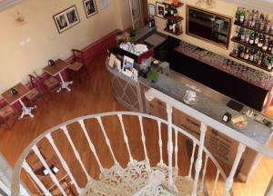 widok na bar w restauracji w obiekcie Hotel La Meridiana w mieście Acqui Terme