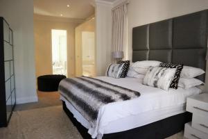 Gallery image of Immaculate 3 Bedroom Apartment Available In Durban Musgrave Area. in Durban