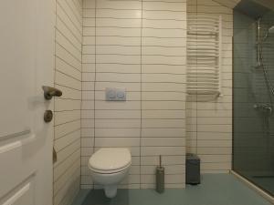 Phòng tắm tại Capra Hotel Kazbegi