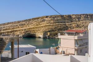Gallery image of MATALA * LUX CAVE in Matala