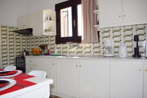 A kitchen or kitchenette at Magnificent sea view,clean and bright apartments