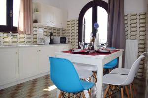 A kitchen or kitchenette at Magnificent sea view,clean and bright apartments