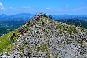a group of people standing on top of a mountain at Hotel Ristorante Montenerone in Apecchio