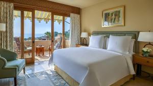 Кровать или кровати в номере Four Seasons Resort Sharm El Sheikh Villa & Chalet - Private Residence