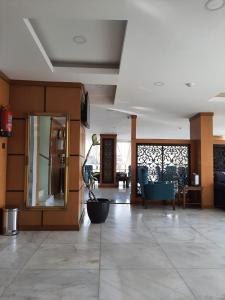 The lobby or reception area at فندق سمأ الرفاع 2