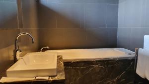 Φωτογραφία από το άλμπουμ του JS Boutique Hotel σε Hwaseong