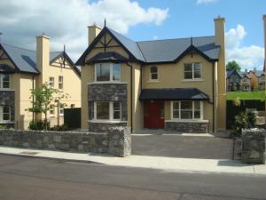 Gallery image of Ardmullen 4 Bed Detached Holiday Home - Walnut in Kenmare