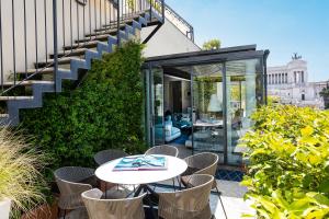 A balcony or terrace at Amazing Penthouse Piazza Venezia