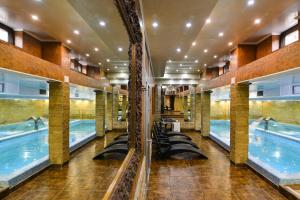 Bazén v ubytování Premier Prezident Garni Hotel and Spa nebo v jeho okolí
